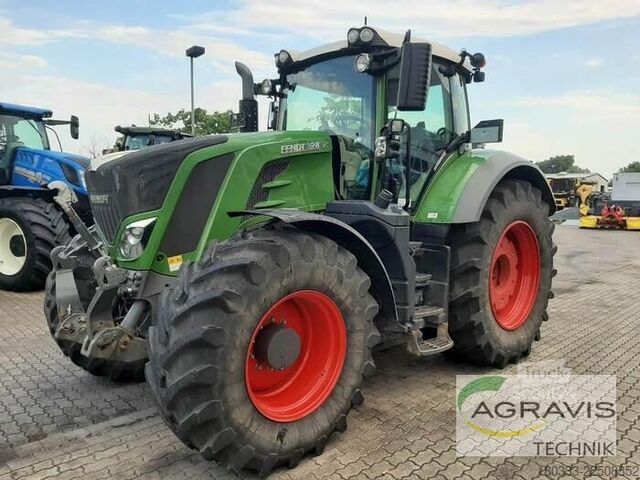 Traktors Fendt 828 VARIO S4