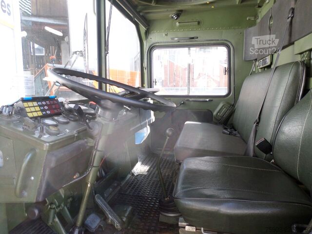 Lastbil med flak MAN KAT 1  8x8  10 Ton   Winde  Top Zustand