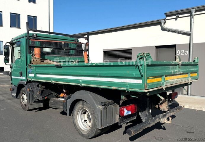 Tresidig tippbil MAN 8.220 TGL, Klima, 3 Sitze, 2x AHK, 1.Hand