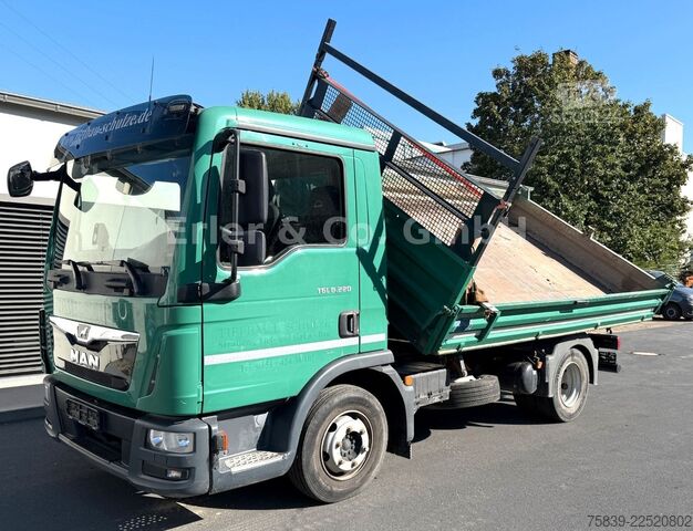 Tresidig tippbil MAN 8.220 TGL, Klima, 3 Sitze, 2x AHK, 1.Hand