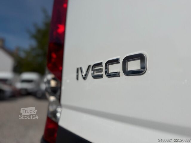 Panelová dodávka IVECO DAILY 35S18V L4H2 *AUTOMATIK* 176PS AHK CAR-PLAY