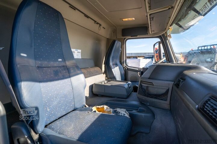 Bâche VOLVO FM 330 -6x2- VEB+ / DHOLLANDIA