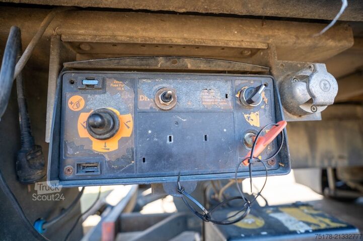 Bâche VOLVO FM 330 -6x2- VEB+ / DHOLLANDIA