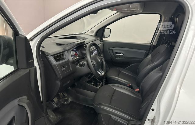 Furgon blaszak RENAULT Express dCi 95 Extra # AHK # Regal # Kamera