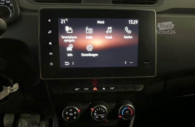 Furgon blaszak RENAULT Express dCi 95 Extra # AHK # Regal # Kamera