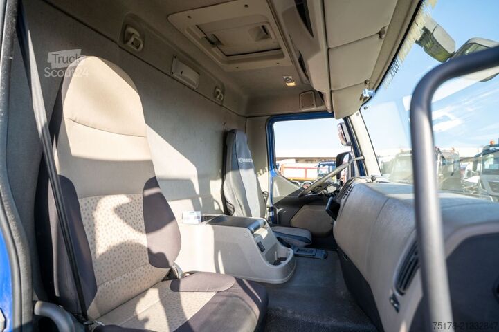 Dekzeil RENAULT PREMIUM 300 DXI + DHOLLANDIA 1.5T.