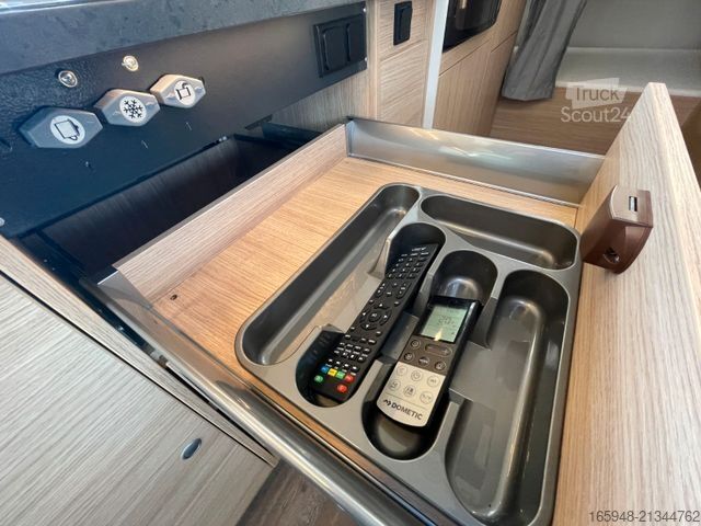 Autocaravana SUNLIGHT A 68 | Markise, Solar, RFK, Fahrradträger