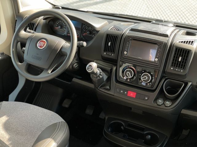 Autocaravana SUNLIGHT A 68 | Markise, Solar, RFK, Fahrradträger