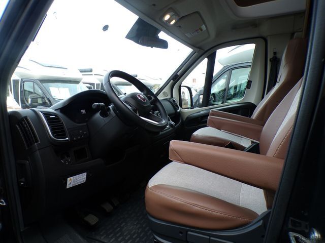 Yarı entegre karavan BÜRSTNER Limited T 660 Markise, el. Hubbett, SAT/TV