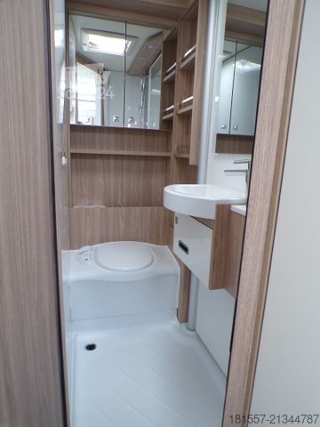 Yarı entegre karavan BÜRSTNER Limited T 660 Markise, el. Hubbett, SAT/TV