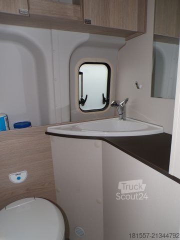 Karavan BÜRSTNER Lineo C 590 Automatik / Markise / Fahrradträger