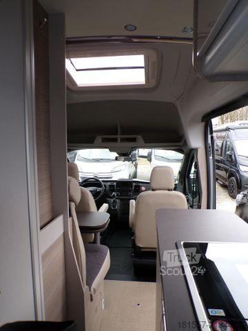 Karavan BÜRSTNER Lineo C 590 Automatik / Markise / Fahrradträger