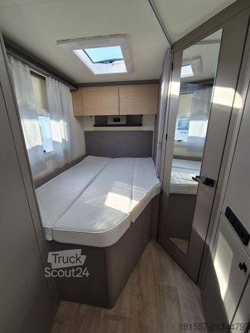 Yarı entegre karavan BÜRSTNER Campeo TD IT 660 Hubbett / Isofix / Automatik