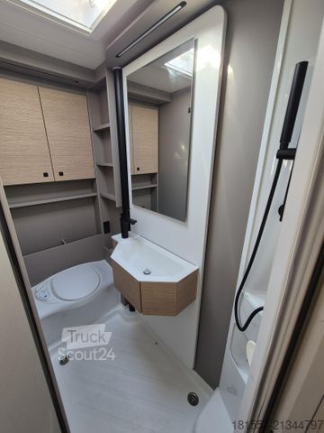 Yarı entegre karavan BÜRSTNER Campeo TD IT 660 Hubbett / Isofix / Automatik