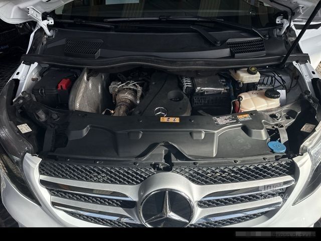 Minibüs MERCEDES-BENZ V 220 d Rise kompakt DAB+MBUX+KAMERA+SITZH+KLIMA