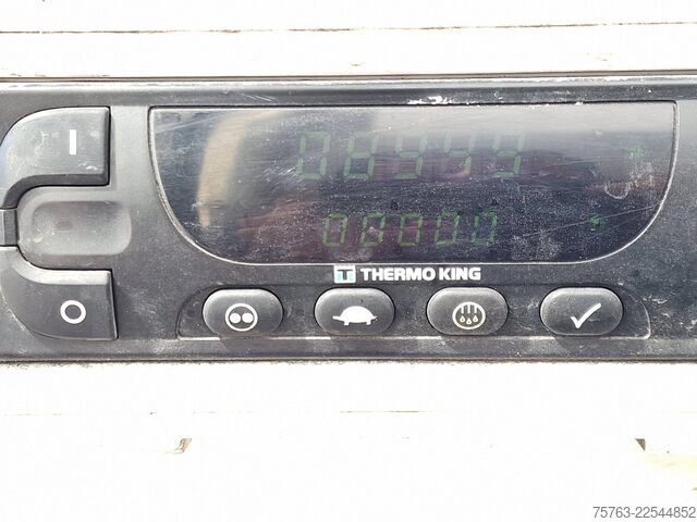 Prevoz v hladilniku/zamrznjenem stanju Volvo FH 13.500 6x2*4 - XL - Thermoking frigo - Retar...
