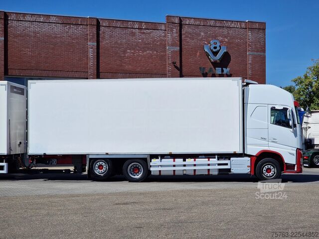Prevoz v hladilniku/zamrznjenem stanju Volvo FH 13.500 6x2*4 - XL - Thermoking frigo - Retar...