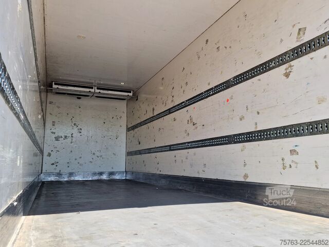 Prevoz v hladilniku/zamrznjenem stanju Volvo FH 13.500 6x2*4 - XL - Thermoking frigo - Retar...