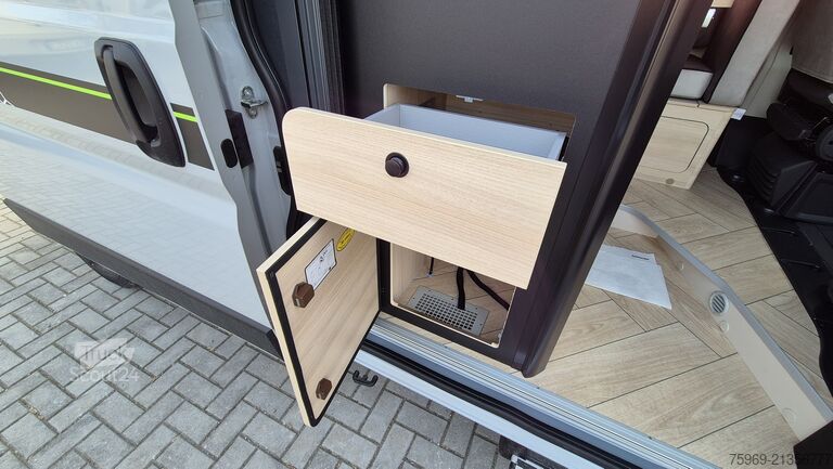 τροχόσπιτο αυτοκινούμενο Chausson F&S Line