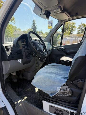 Fourgon tôlé à empattement long et toit surélevé Mercedes-Benz 516 CDI Kanal Kamerawagen komplett