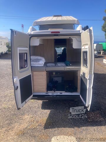 τροχόσπιτο αυτοκινούμενο 2023 Fiat Ducato Weinsberg Carabus | Manuale | Tetto a Soffietto
