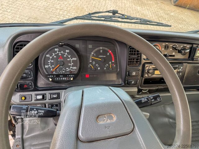 Furgonetka pick-up FUSO Canter Pritsche + Kran