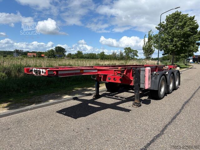 Transportul de containere Schmitz Cargobull SCF24 20FT Chassis / Tank / ADR / BPW Axles / D...