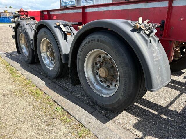 Transportul de containere Schmitz Cargobull SCF24 20FT Chassis / Tank / ADR / BPW Axles / D...