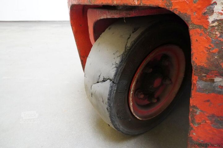 Iekrāvējs Linde E 12 323