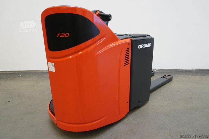 Elektriskā palešu ratiņi ar stāvvietu operatoram Linde T 20 SP 131-08