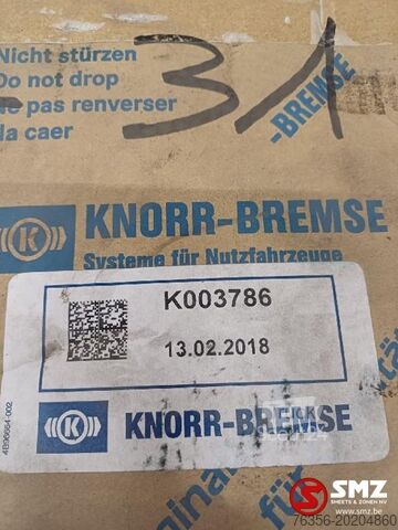 Remklauw Iveco Remklauw rechts + reparatieset Iveco