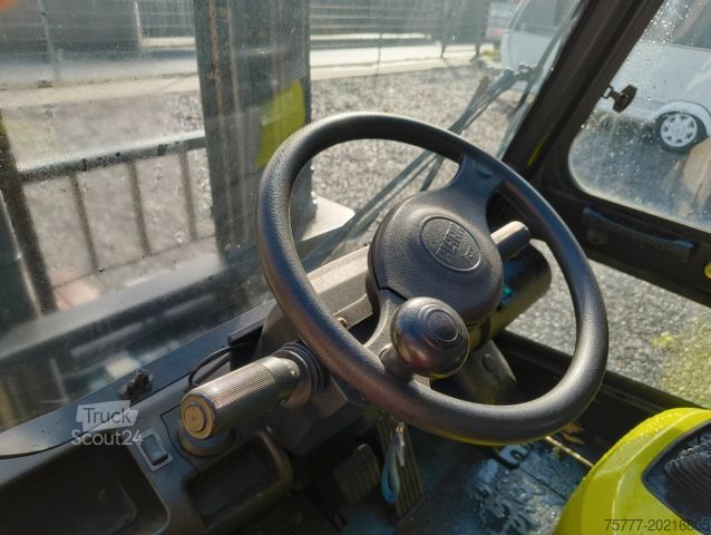 Carrello elevatore frontale CLARK C55SL -GAS-5,5t-Side Shift-Kabine