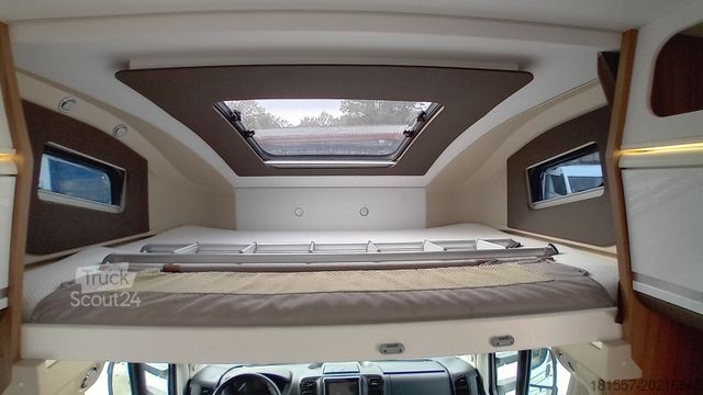 Autocaravana con alcoba ADRIA Coral XL Plus 670 SL Automatk, 160 PS, Markise