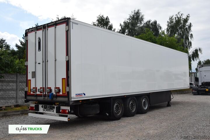 Semiremorcă frigorifică SCHMITZ CARGOBULL SKO FP 60 ThermoKing SLXi 300