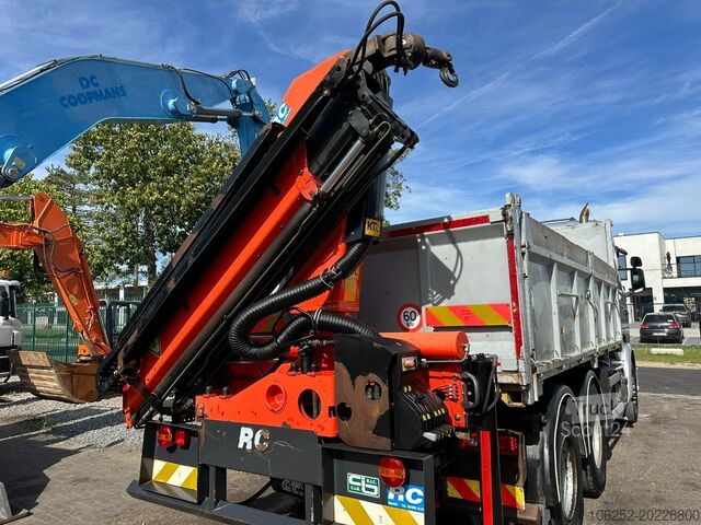 Camião basculante com grua Scania R520 6x4 TIPPER + CRANE PALFINGER PK 15002 A - ...