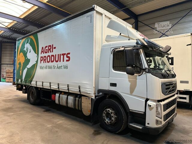 Lona deslizante Volvo FM 330 4x2 BOX 7m x 2m48 x 2m75 - 542.000km - E...