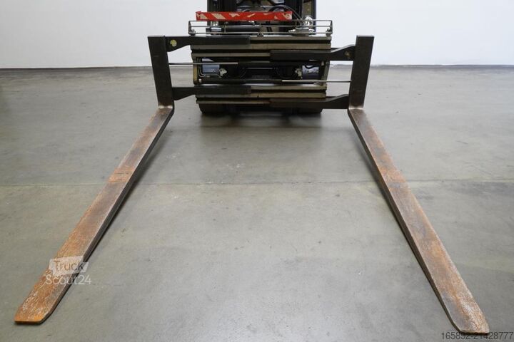 Empilhador Linde E 45/600 HL 388