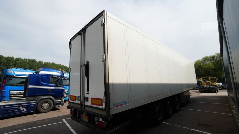 Transport réfrigéré/congélé Schmitz 3 Axle frigo trailer Carrier Maxima 1300
