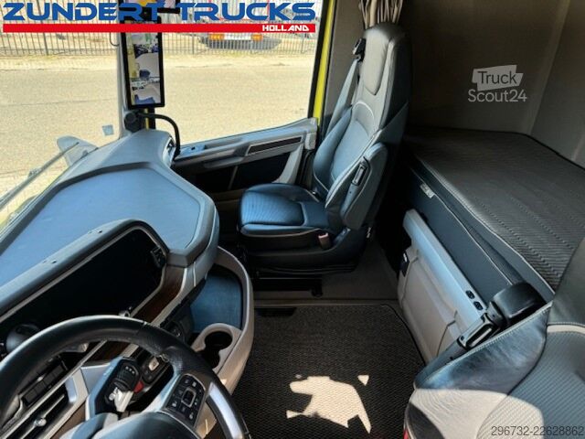 Estándar-SZM DAF XG 530 ,RETARDER ,STANDCLIMA ,LEATHER ,ALCOA'S ...