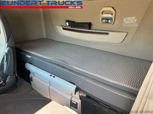 Estándar-SZM DAF XG 530 ,RETARDER ,STANDCLIMA ,LEATHER ,ALCOA'S ...