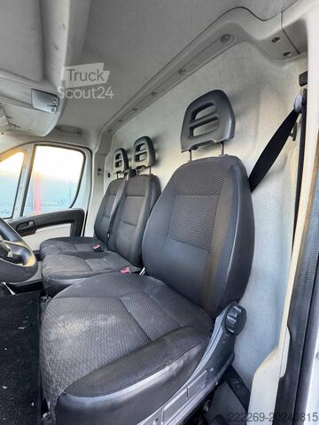 Fourgon PEUGEOT BOXER FURGONE