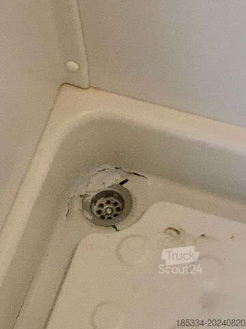 Ημι-ενσωματωμένο αυτοκινούμενο τροχόσπιτο Fiat Ducato Carasuite 650 MF Teilintegriert | Voll ausgestattet