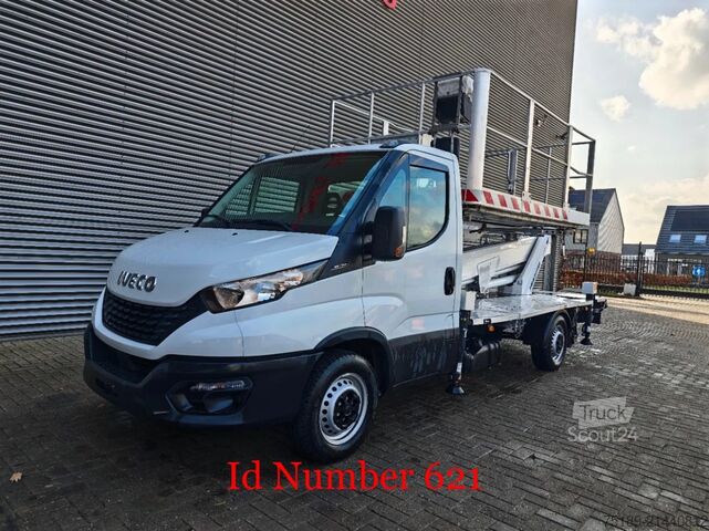 Plate-forme de levage Iveco Daily 35-140 Multitel MS100