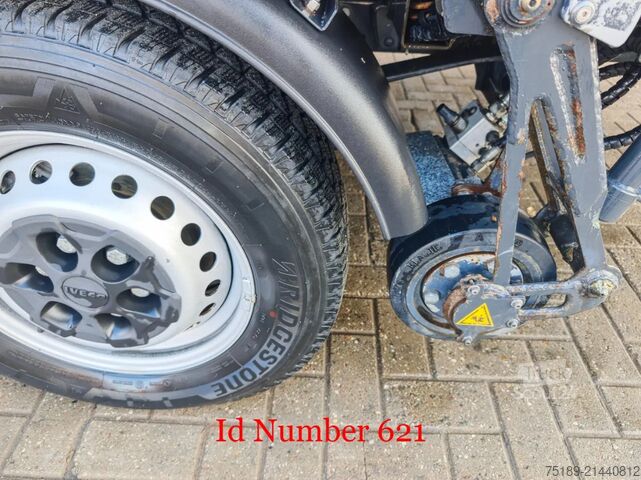 Plate-forme de levage Iveco Daily 35-140 Multitel MS100