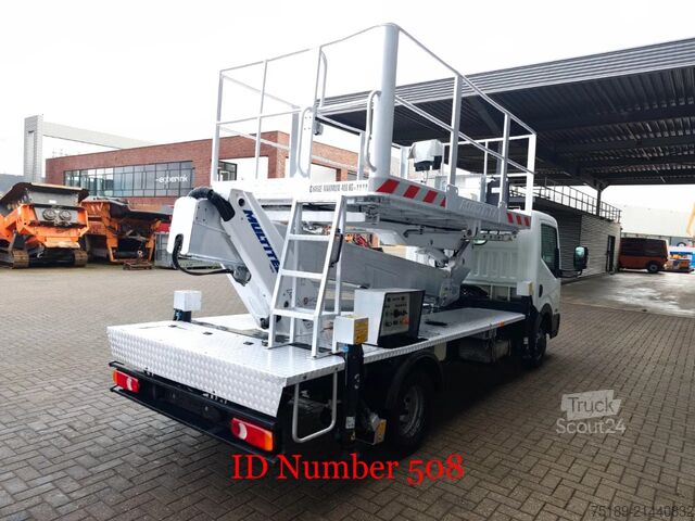 Hefplatform Nissan Cabstar 35.13 NT400 Multitel MS100