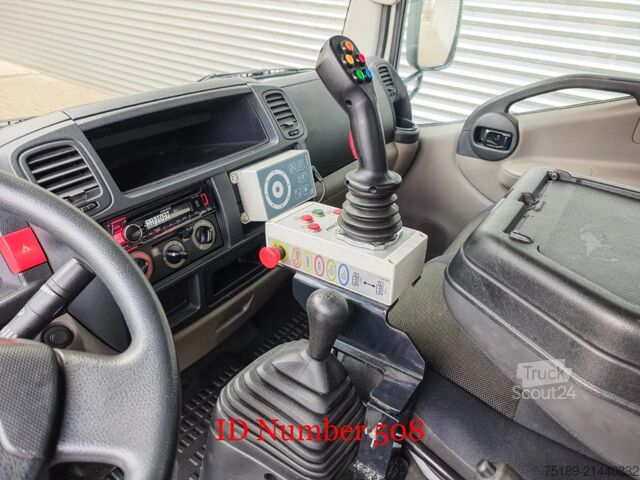 Hefplatform Nissan Cabstar 35.13 NT400 Multitel MS100