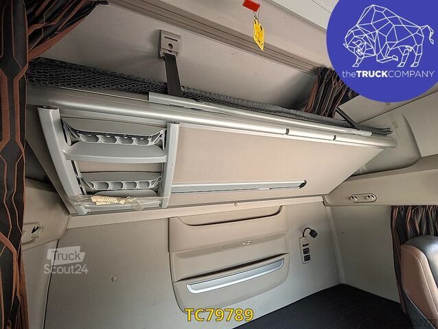 Standartinis-SZM DAF XF 530