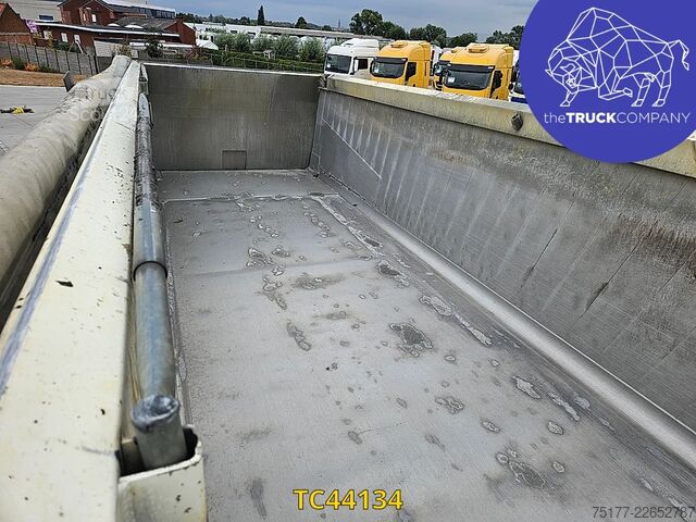 Sklápěč Schmitz Cargobull 