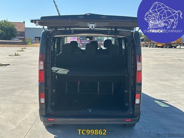 Osobní doprava Nissan Primastar 2.0 DCI - MINIBUS - 9 SEATS