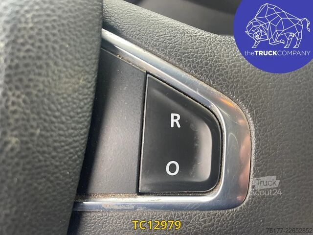 Plate-forme de levage Renault Master 145.35 klubb